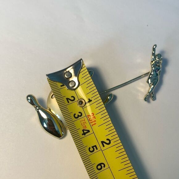 Rare Vintage BOWLING Action Pin - Picture 5 of 9